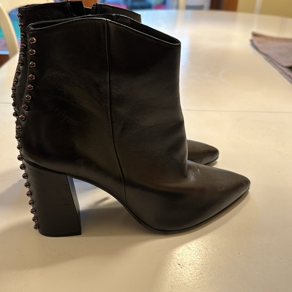 Black studded boots. Scarpa leather Italian  boots studded size 40 Italian - Picture 2 of 9